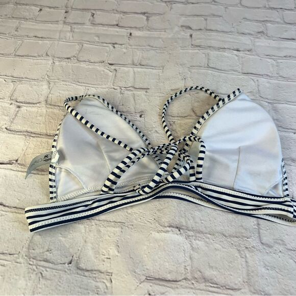 Cupshe Blue and White Bikini Top size small - Picture 2 of 4